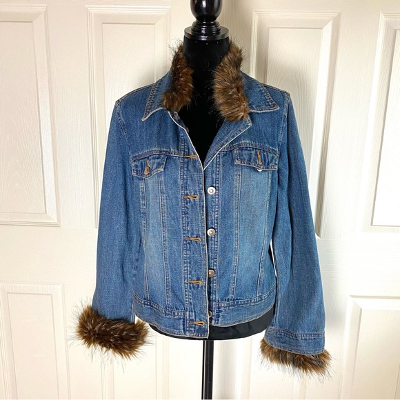 Vintage INC Denim Jacket with Faux Fur Attachments - Picture 2 of 16